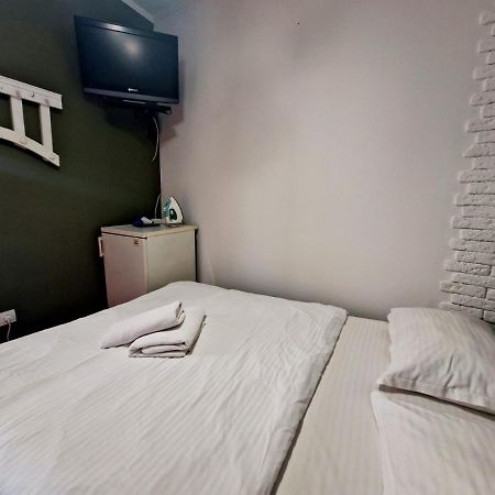 Svobody Apartments إلفيف المظهر الخارجي الصورة